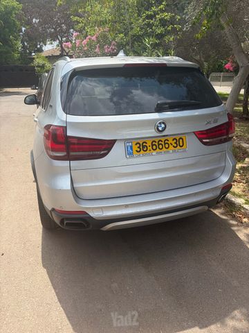 ב מ וו X5