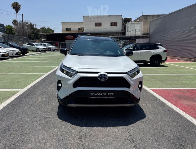 טויוטה RAV4