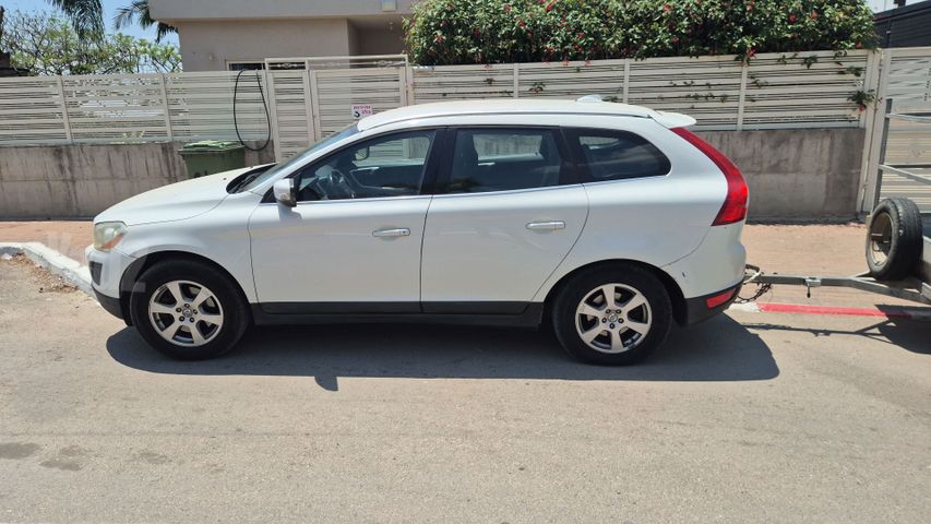 מודעת רכב וולוו XC60