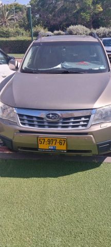 סובארו פורסטר