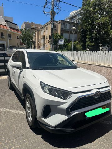 טויוטה RAV4