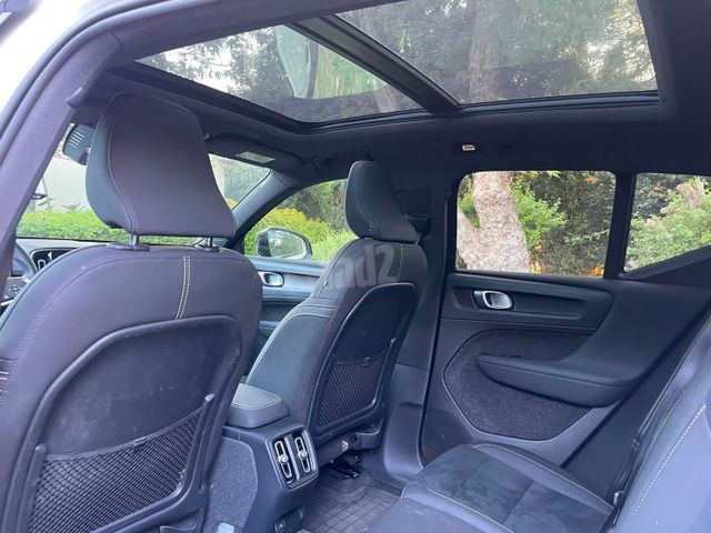 וולוו XC40