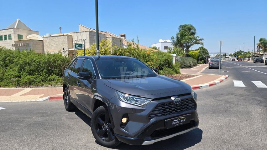 מודעת רכב טויוטה RAV4 1