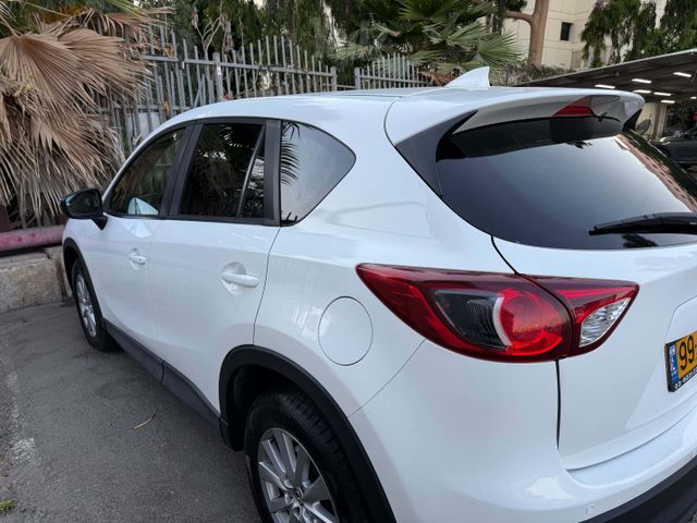 מודעת רכב מאזדה CX-5