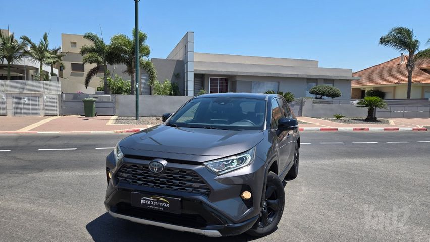 מודעת רכב טויוטה RAV4