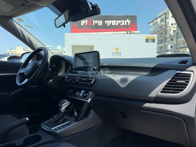 קיה סלטוס