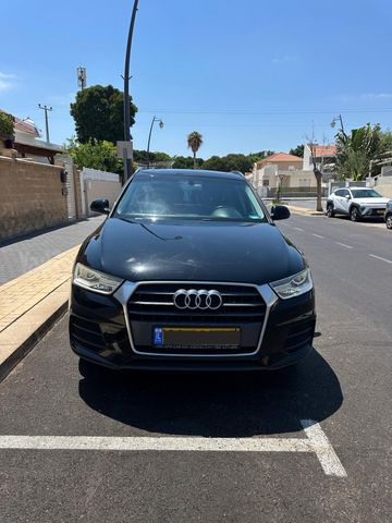 אאודי Q3