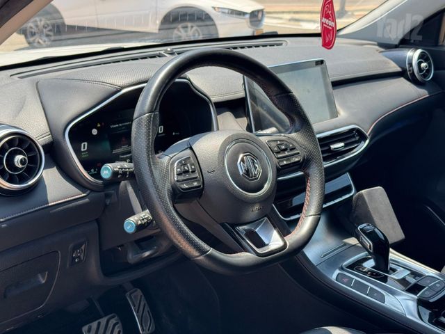 אם ג'י EHS PHEV