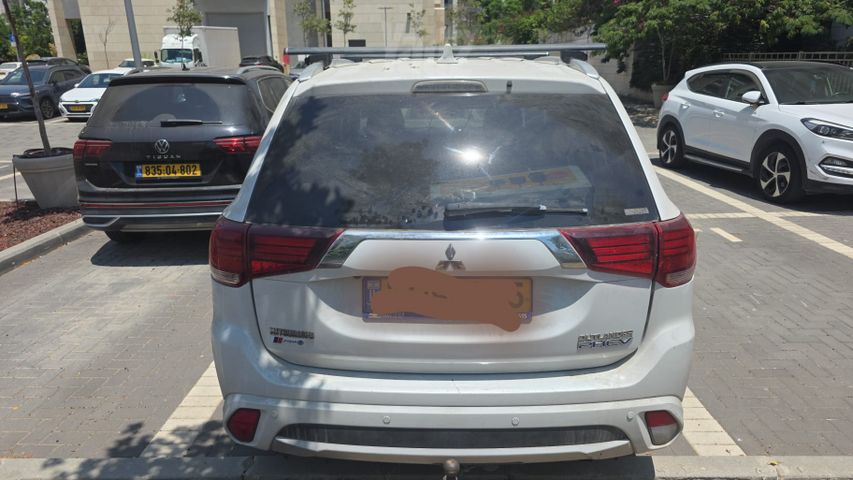 מודעת רכב מיצובישי אאוטלנדר