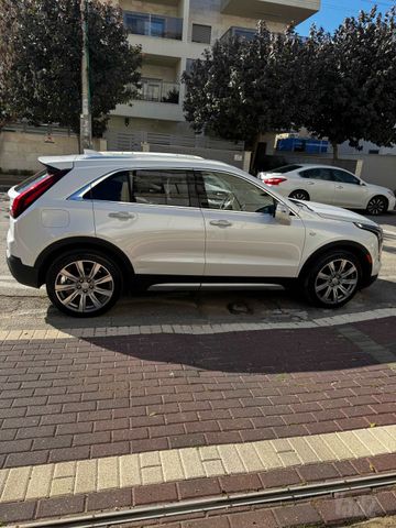 קאדילק XT4