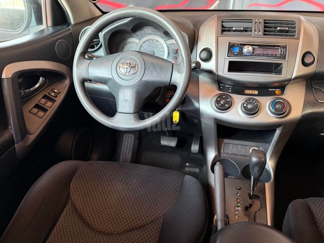 טויוטה RAV4