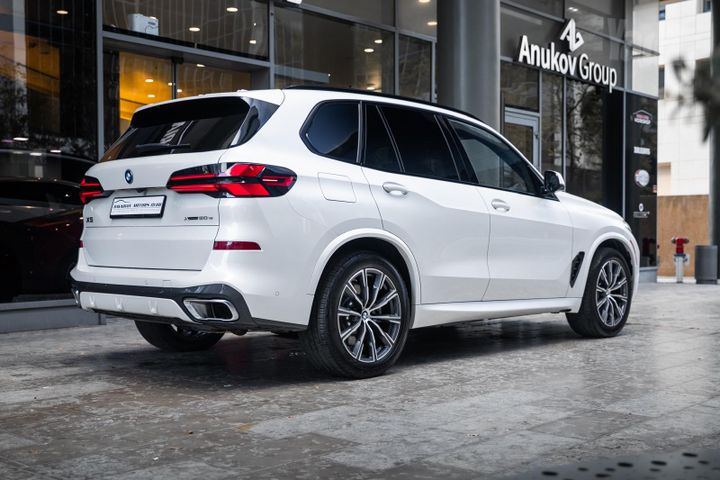 ב מ וו X5