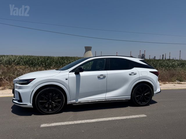 לקסוס RX