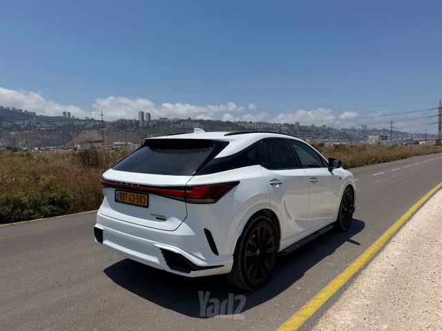 לקסוס RX