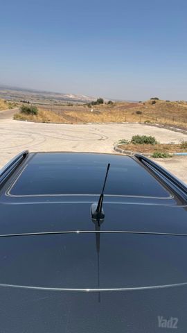קאדילק SRX