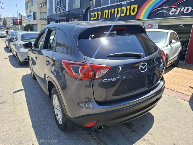 מודעת רכב מאזדה CX-5