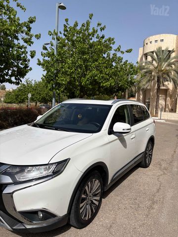 מודעת רכב מיצובישי אאוטלנדר