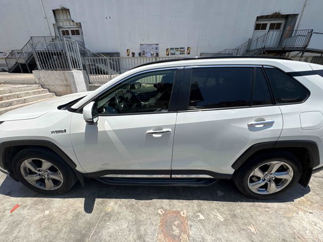 מודעת רכב טויוטה RAV4