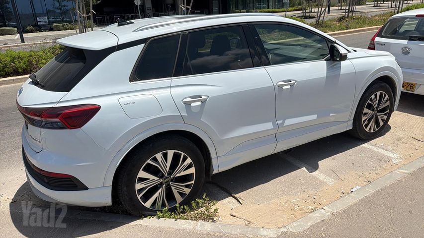 אאודי Q4 e-tron