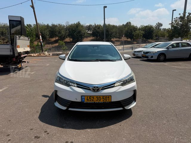טויוטה קורולה