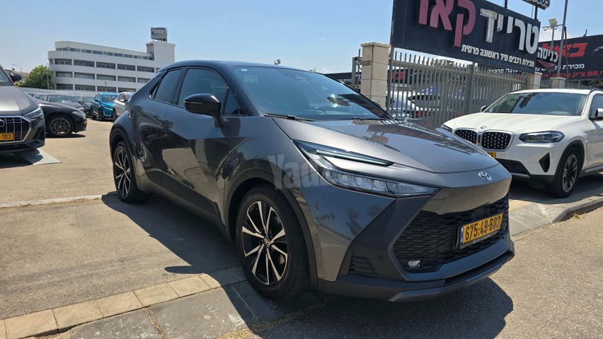 טויוטה C-HR