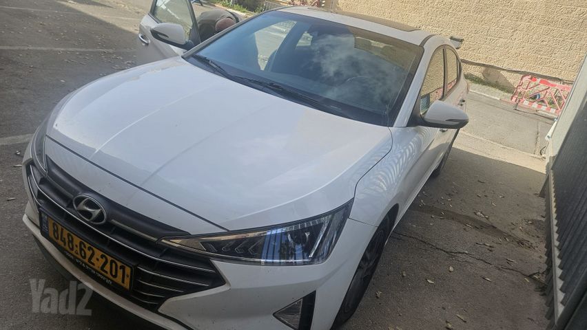 מודעת רכב יונדאי אלנטרה 1