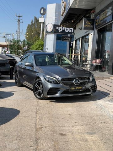 מודעת רכב מרצדס-בנץ C-class
