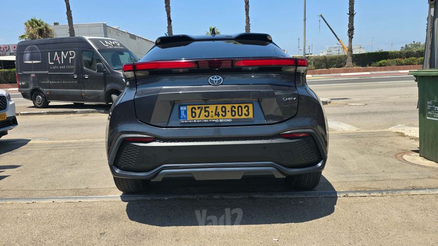 טויוטה C-HR
