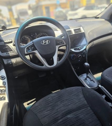 יונדאי אקסנט i25