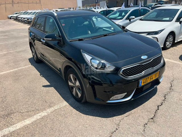 קיה נירו