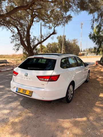 סיאט לאון