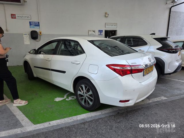 מודעת רכב טויוטה קורולה