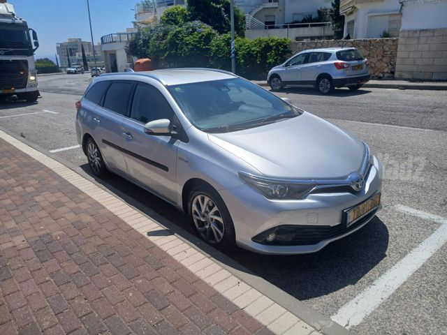 מודעת רכב טויוטה אוריס