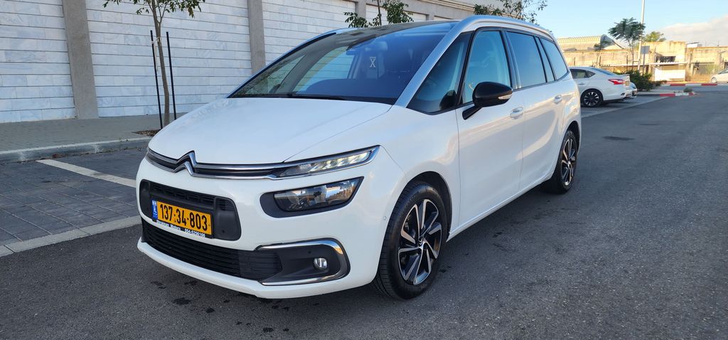 C4 פיקאסו Exclusive אוט׳ דיזל מיניוואן / MPV 7 מק 1.5 (130 כ״ס)