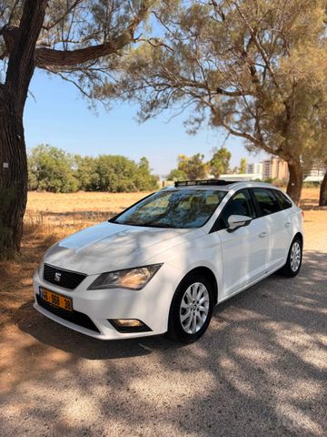 מודעת רכב סיאט לאון