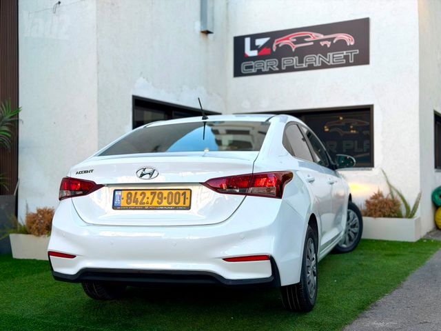 יונדאי אקסנט i25
