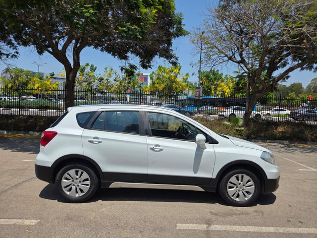 סוזוקי SX4