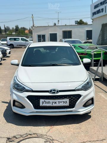 יונדאי i20