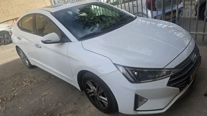 יונדאי אלנטרה
