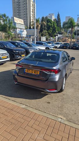 טויוטה קורולה