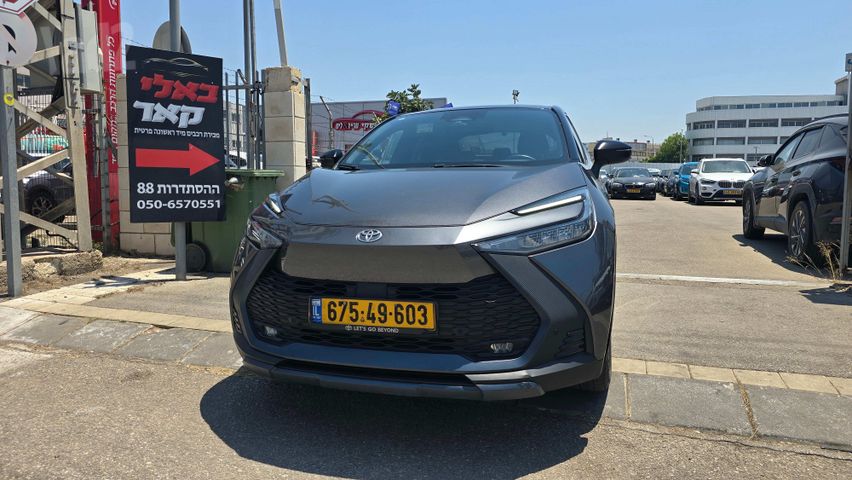 טויוטה C-HR