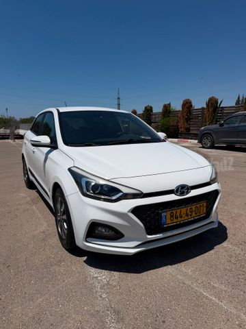 יונדאי i20