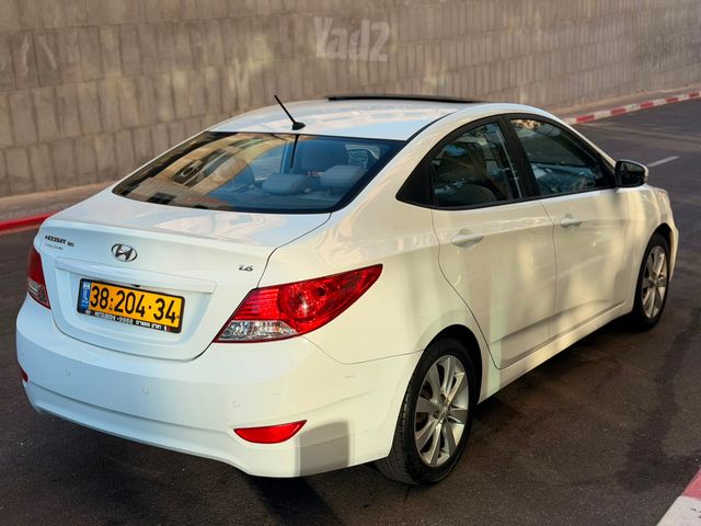 יונדאי אקסנט i25