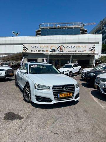 מודעת רכב אאודי A8