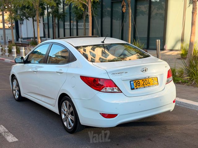 יונדאי אקסנט i25