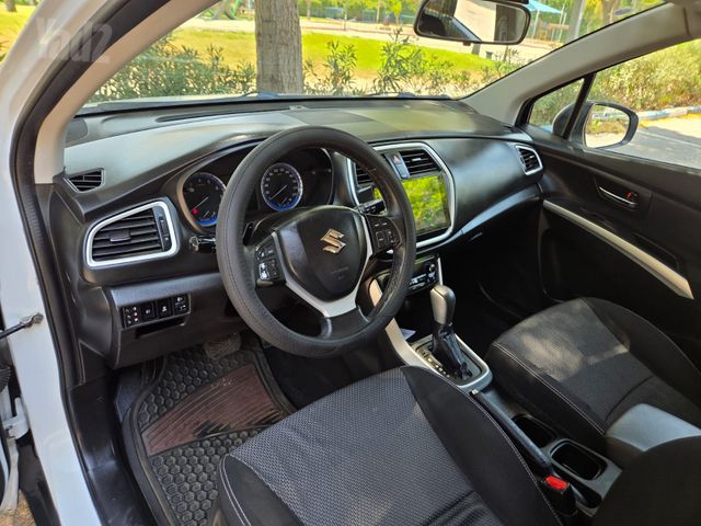 סוזוקי SX4