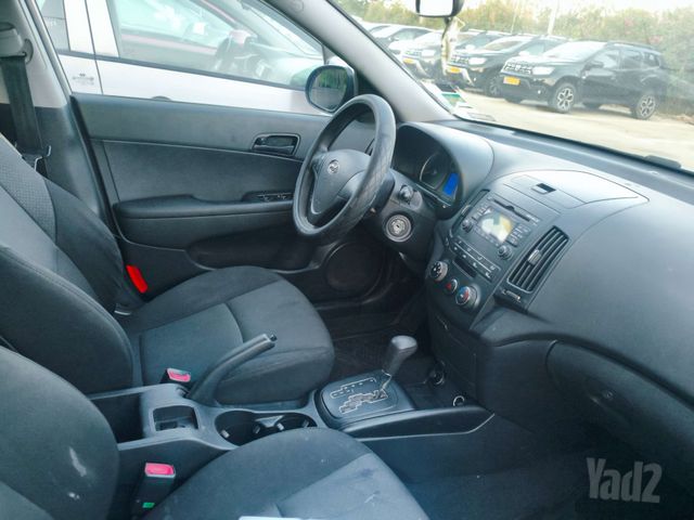 יונדאי i30