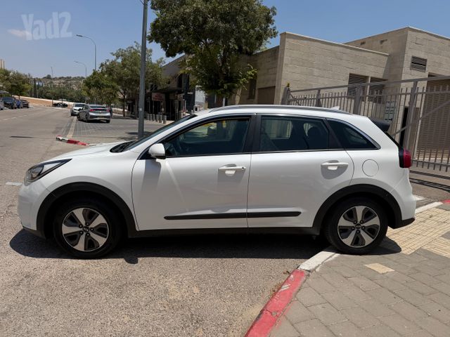 קיה נירו