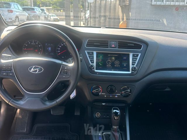 יונדאי i20