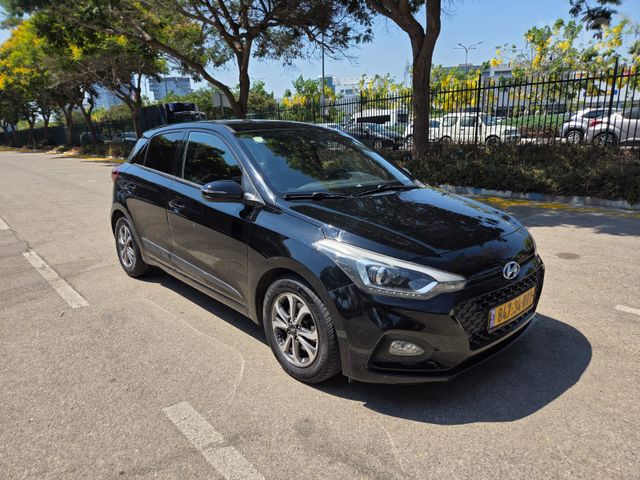 יונדאי i20